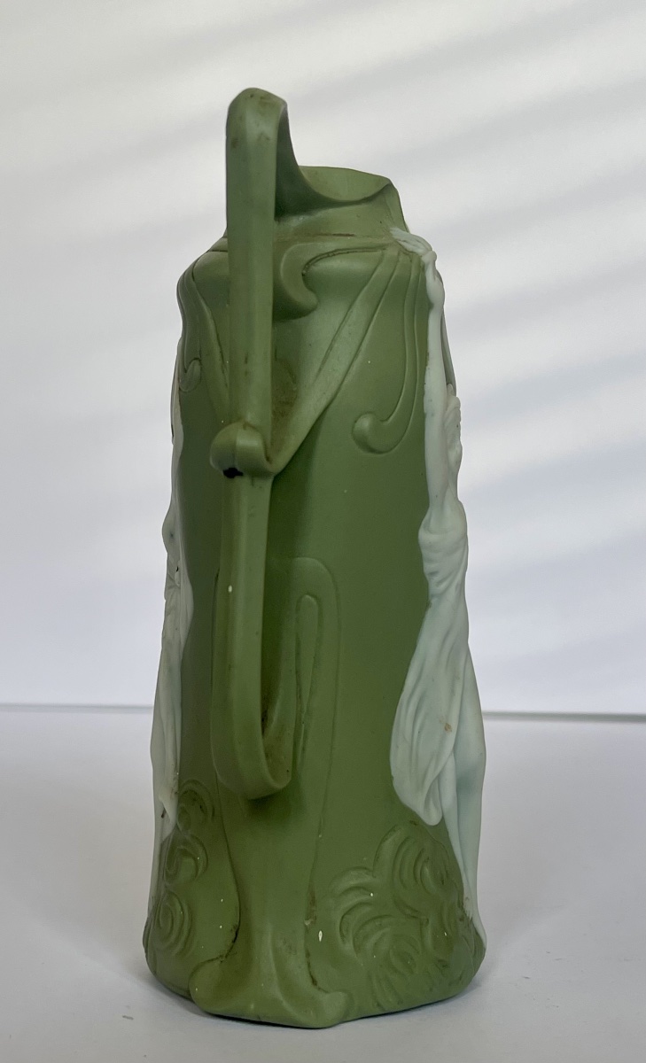Wedgwood Vase - Galeries Lafayette -photo-3